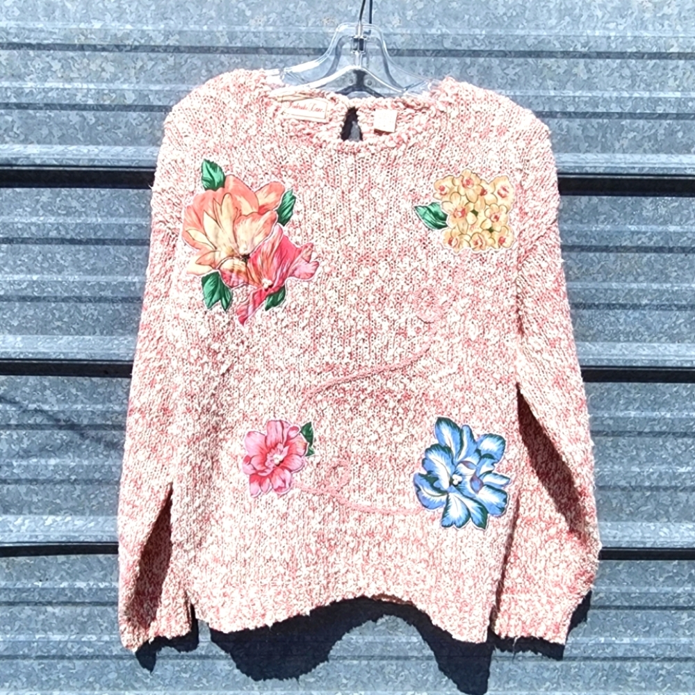 VINTAGE 80's Penbrooke Lane Crochet Floral Keyhole Back Sweater